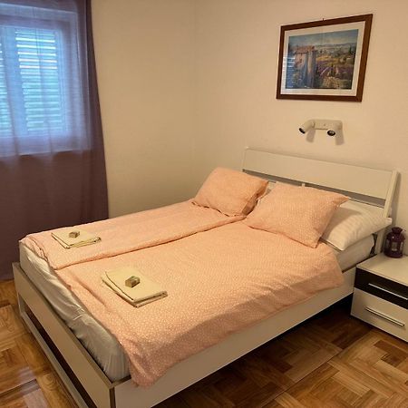 Apartments "Laci" Krk Town Bagian luar foto