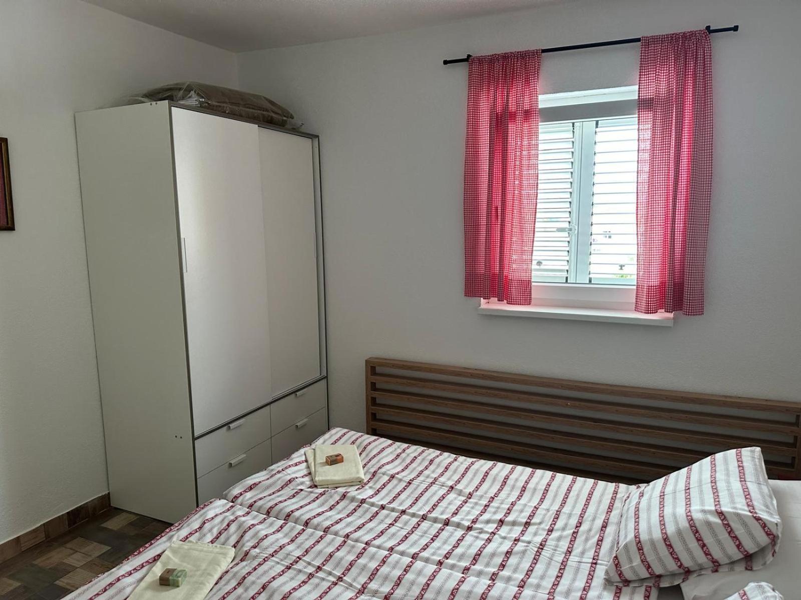 Apartments "Laci" Krk Town Bagian luar foto