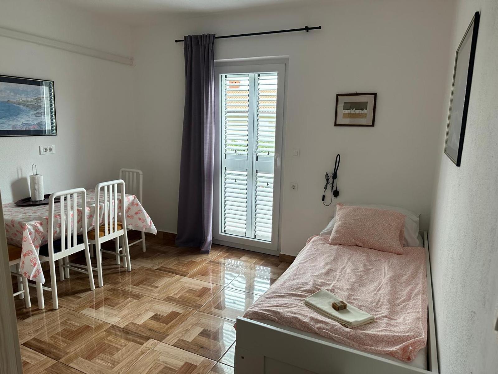 Apartments "Laci" Krk Town Bagian luar foto